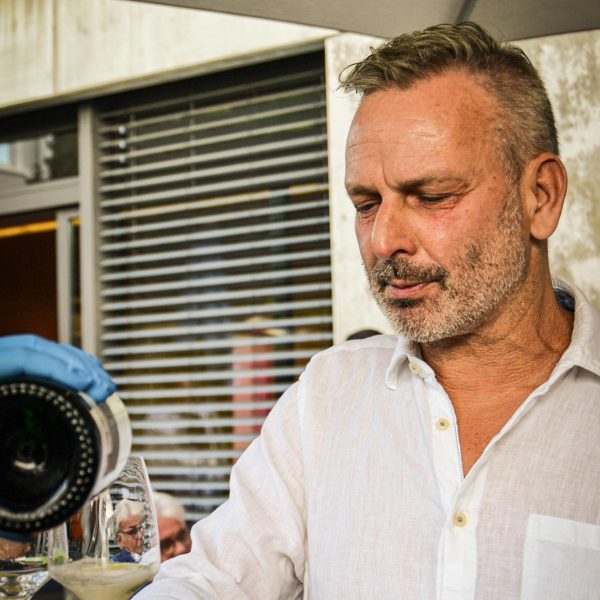 0D754DB4-43D0-49A0-B35F-02F286B20DF8