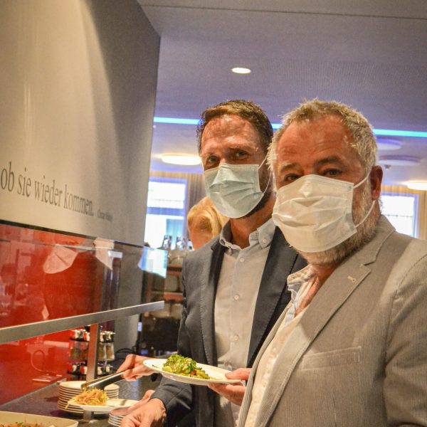 154A8C07-25C0-41D8-ADFF-BFD40166A6C8