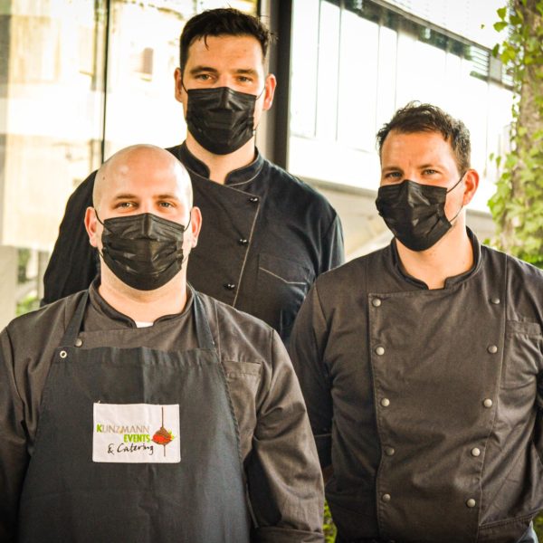 1D23AA66-F859-404A-A9D2-5371DC79DE0E