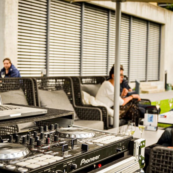 54900918-6D0D-4086-ABCA-319268CD8D92