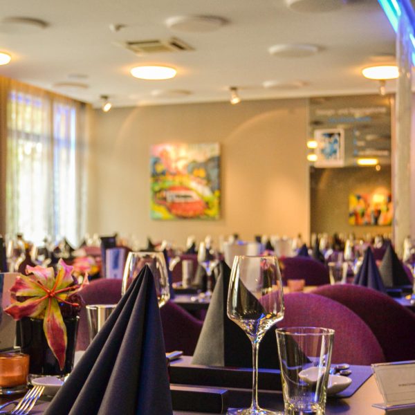 70B3AA52-8797-4ED3-9CF9-288F23AB214E