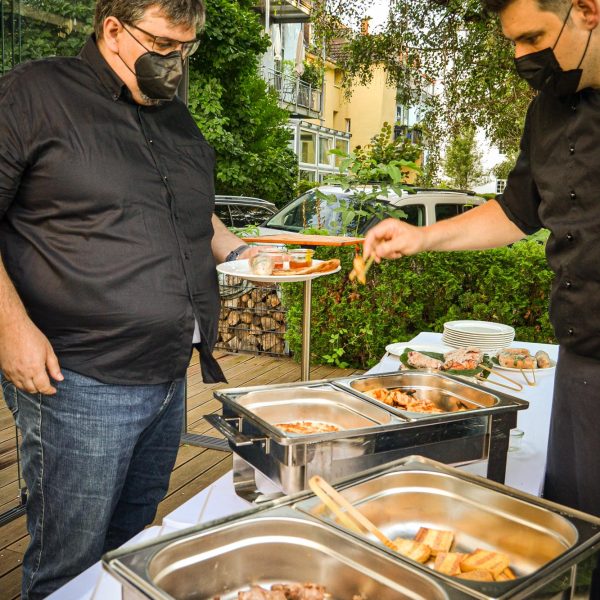 95BC0706-2D1C-423A-94C9-36BA5102416E