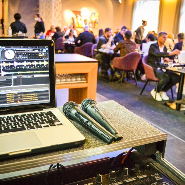 ECDF4F17-A42F-4069-B299-7DBCEC156AAE