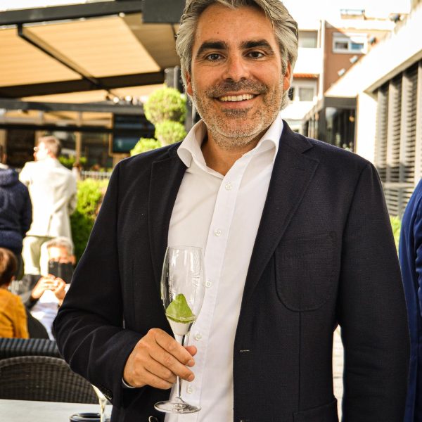 FB4AC449-A50E-4C5F-856E-CFE3234674D2