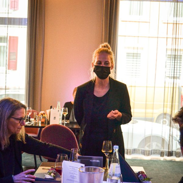 FB4CD0AC-5A85-4E9E-BCF6-7384405EF560