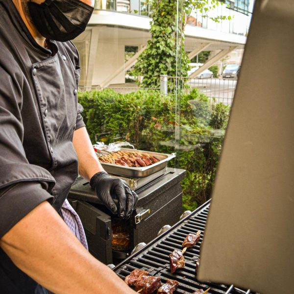 FEA9FB4D-B289-4038-8CAE-E0EDF14CE782