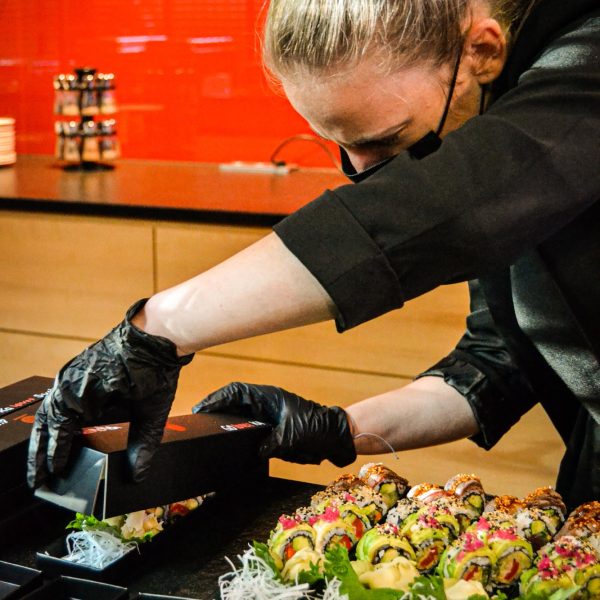 FF91C302-8AD2-45B4-86B3-886F37DF8AEF