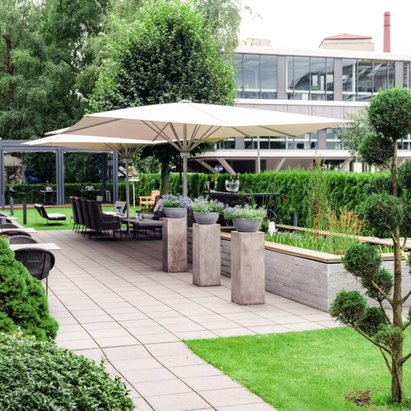 Hotel Der Blaue Reiter_Karlsruhe_76227_Sommerlounge (2)