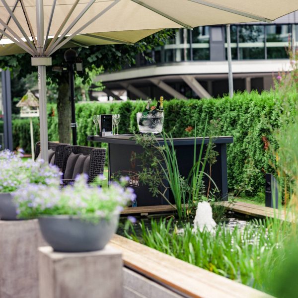 Hotel Der Blaue Reiter_Karlsruhe_76227_Sommerlounge_Detail (6)