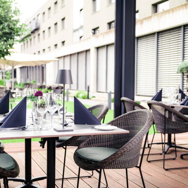 Hotel Der Blaue Reiter_Karlsruhe_76227_Terrasse_Detail (2)