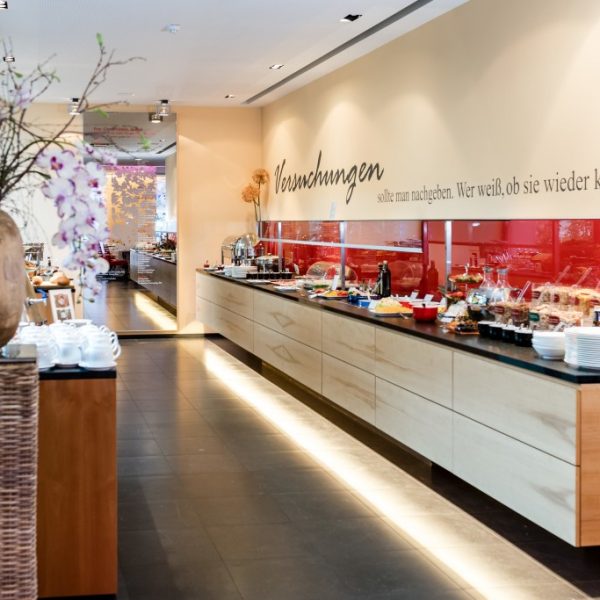 fru_hstu_cksbuffet-print01.1024x0