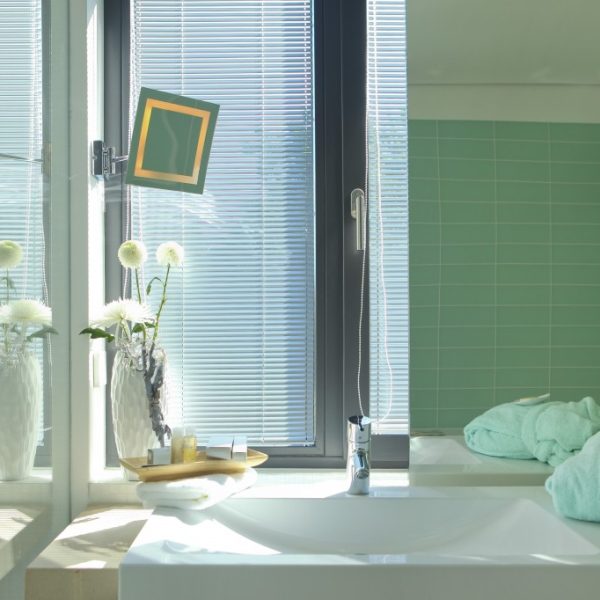 hotel_der_blaue_reiter_karlsruhe_kubus_juniorsuiten_bad.1024x0